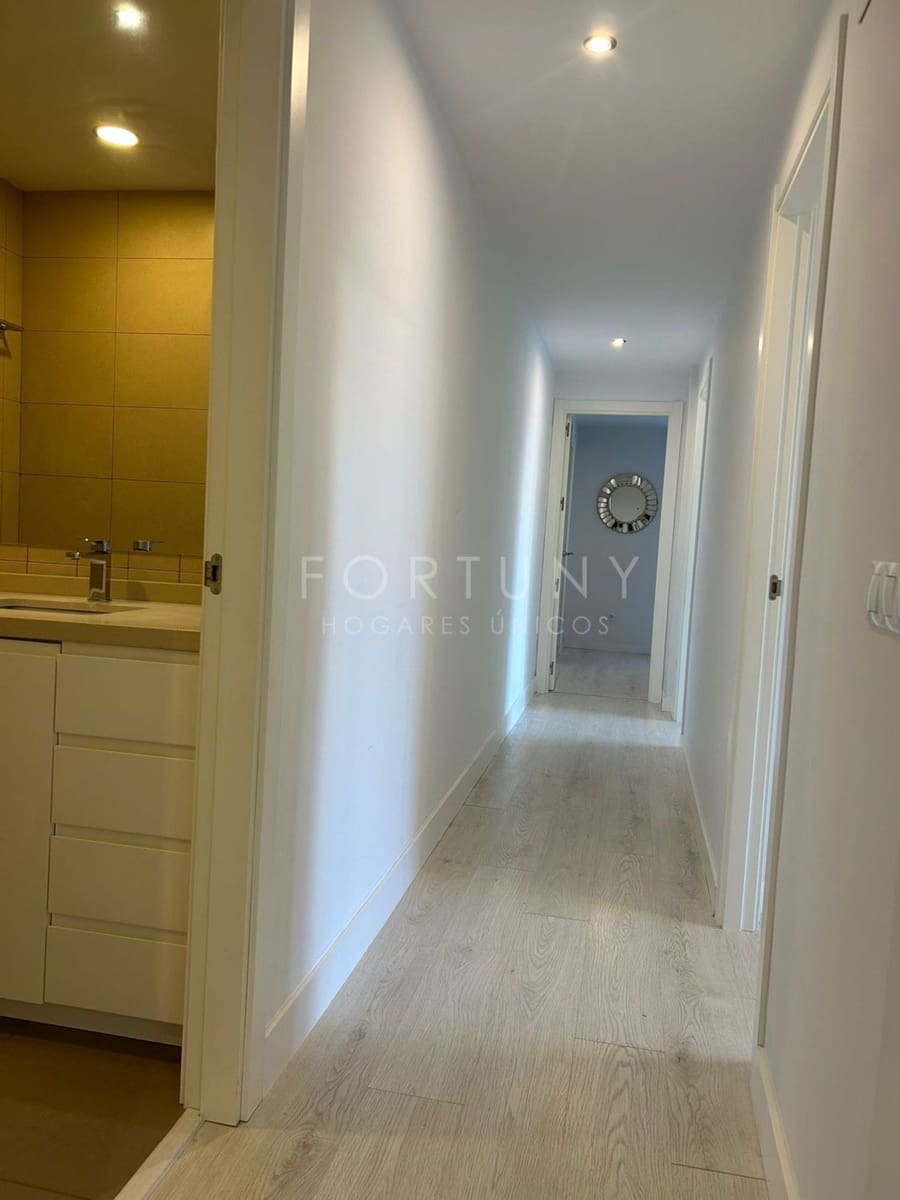 3 sovrum Lägenhet till salu i Malaga stad med pool garage - 645 000 € (Ref: 9810903)