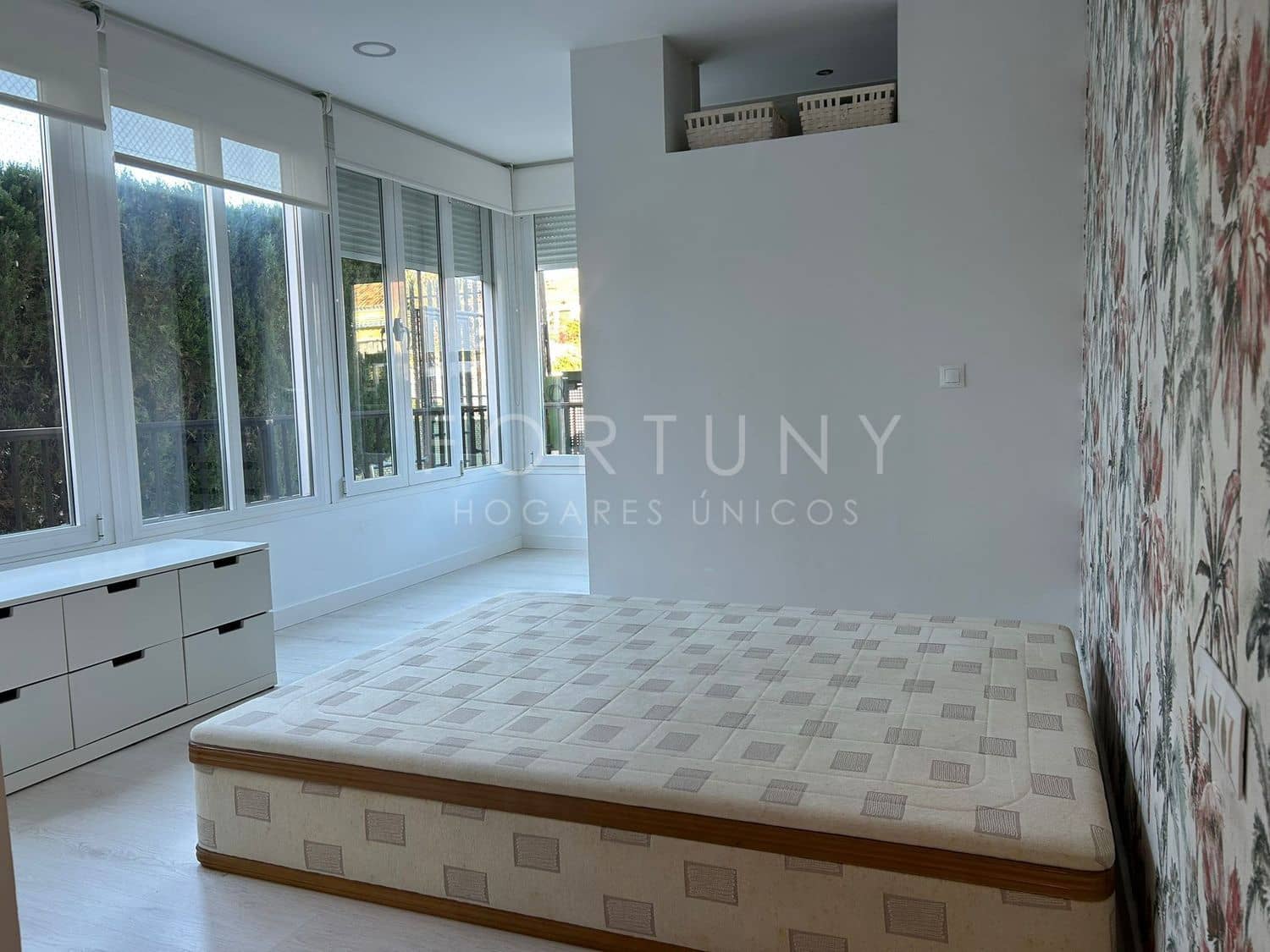 3 sovrum Lägenhet till salu i Malaga stad med pool garage - 645 000 € (Ref: 9810903)