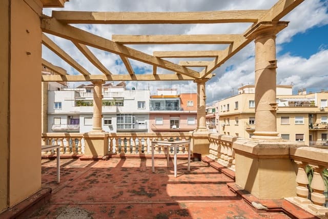 7 bedroom Apartment for sale in Ensanche Centro, Málaga city with garage - € 1,300,000 (Ref: 9880551)