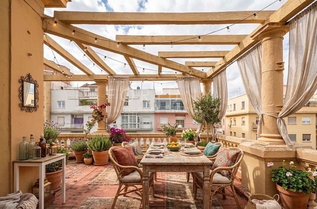 7 sovrum Lägenhet till salu i Ensanche Centro, Málaga stad med garage - 1 300 000 € (Ref: 9880551)