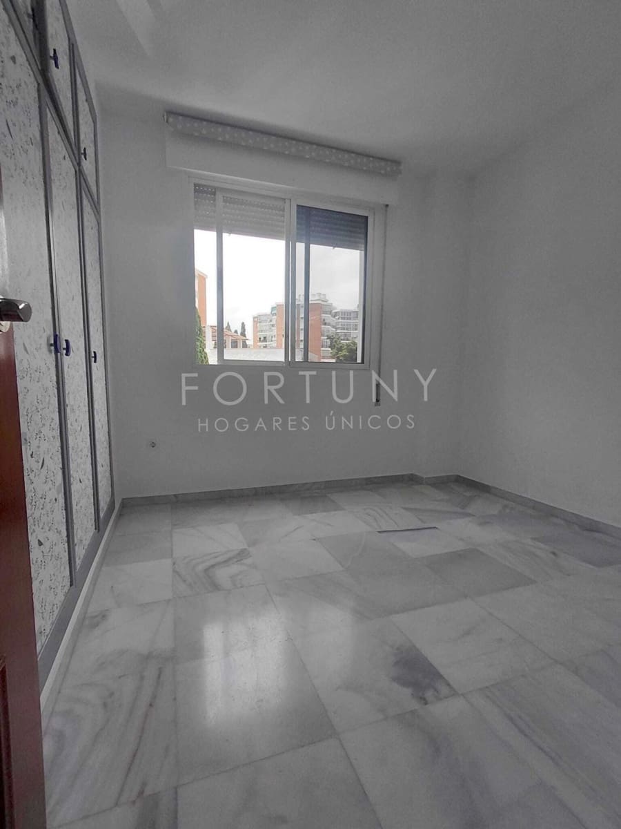 2 sypialnia Apartament na sprzedaż w Torremolinos z garażem - 275 000 € (Ref: 9909887)