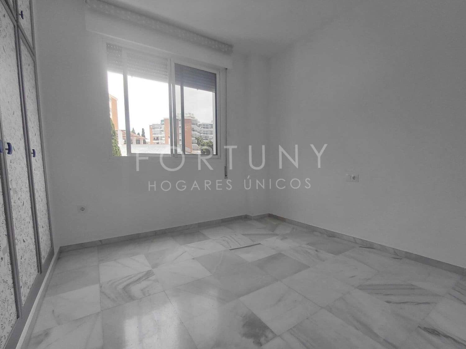 2 sypialnia Apartament na sprzedaż w Torremolinos z garażem - 275 000 € (Ref: 9909887)