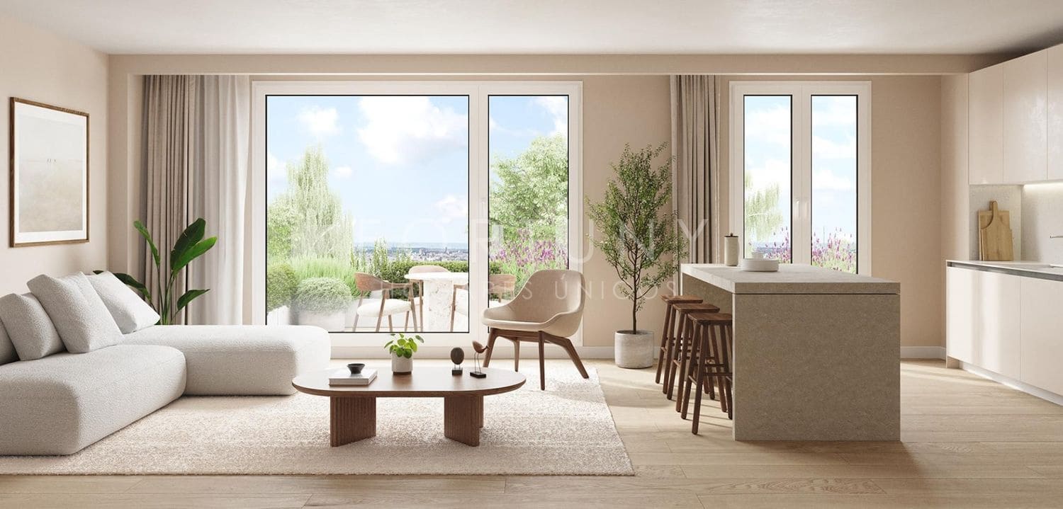 3 bedroom Apartment for sale in Malaga city with pool garage - € 831,120 (Ref: 9912473)
