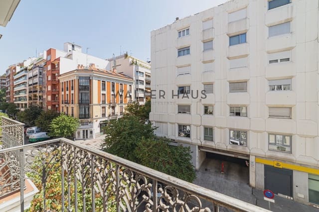 2 camera da letto Appartamento da affittare in Castellana, Madrid città con garage - 3.900 € (Rif: 10019375)
