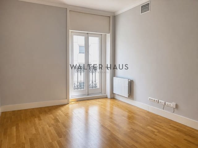 Appartement de 2 chambres à louer à Castellana, Madrid ville avec garage - 3 900 € (Ref: 10019375)
