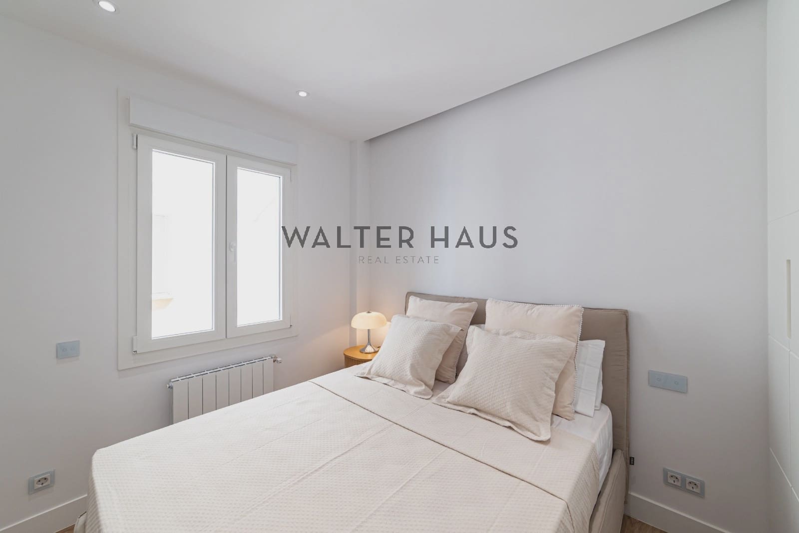 2 bedroom Flat for sale in Madrid city - € 1,350,000 (Ref: 10029612)