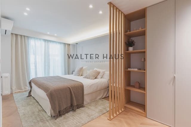3 bedroom Flat for sale in Pacífico, Madrid city - € 1,495,000 (Ref: 10031191)