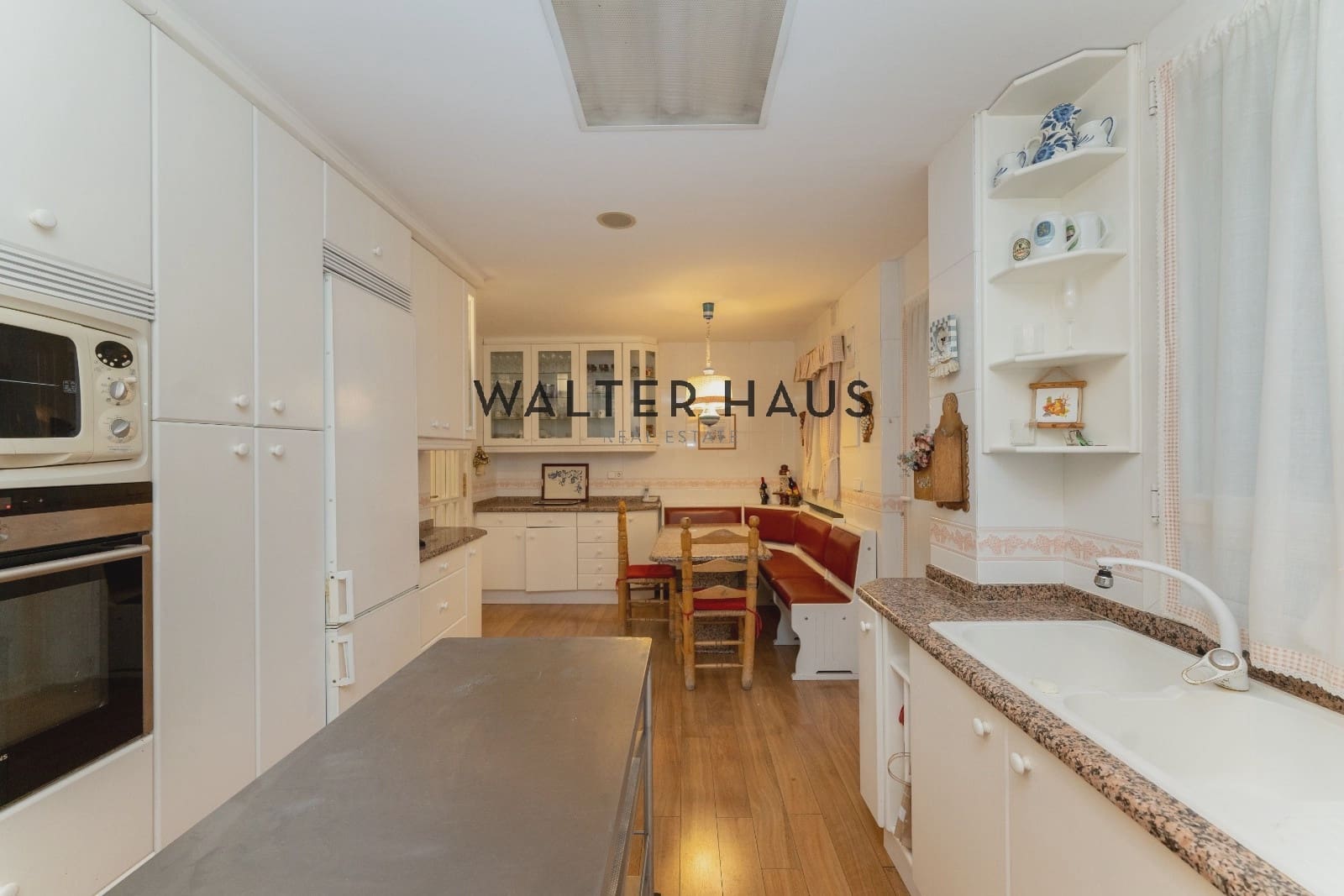 5 slaapkamer Flat te koop in Madrid stad - € 2.350.000 (Ref: 10035651)