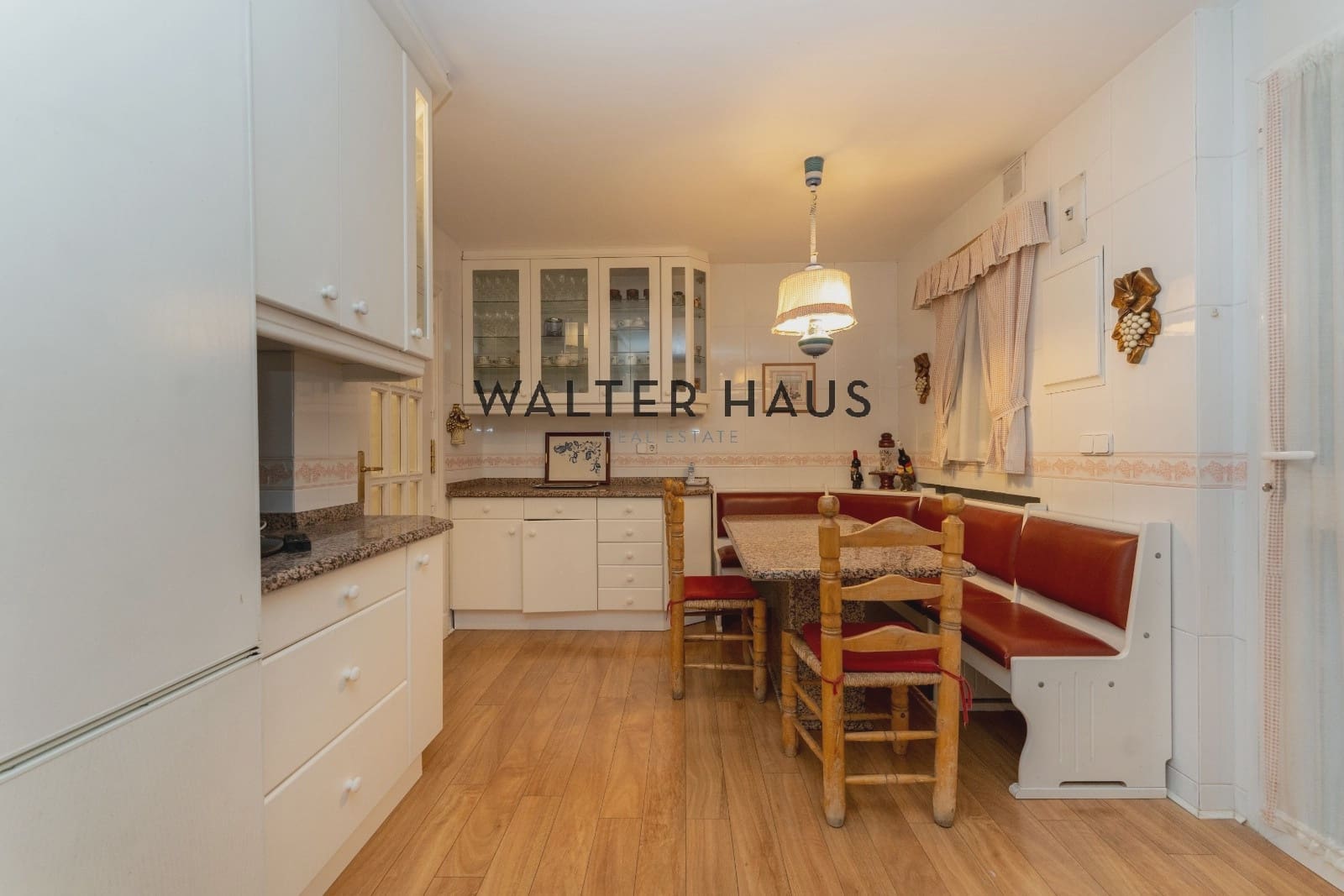 5 slaapkamer Flat te koop in Madrid stad - € 2.350.000 (Ref: 10035651)