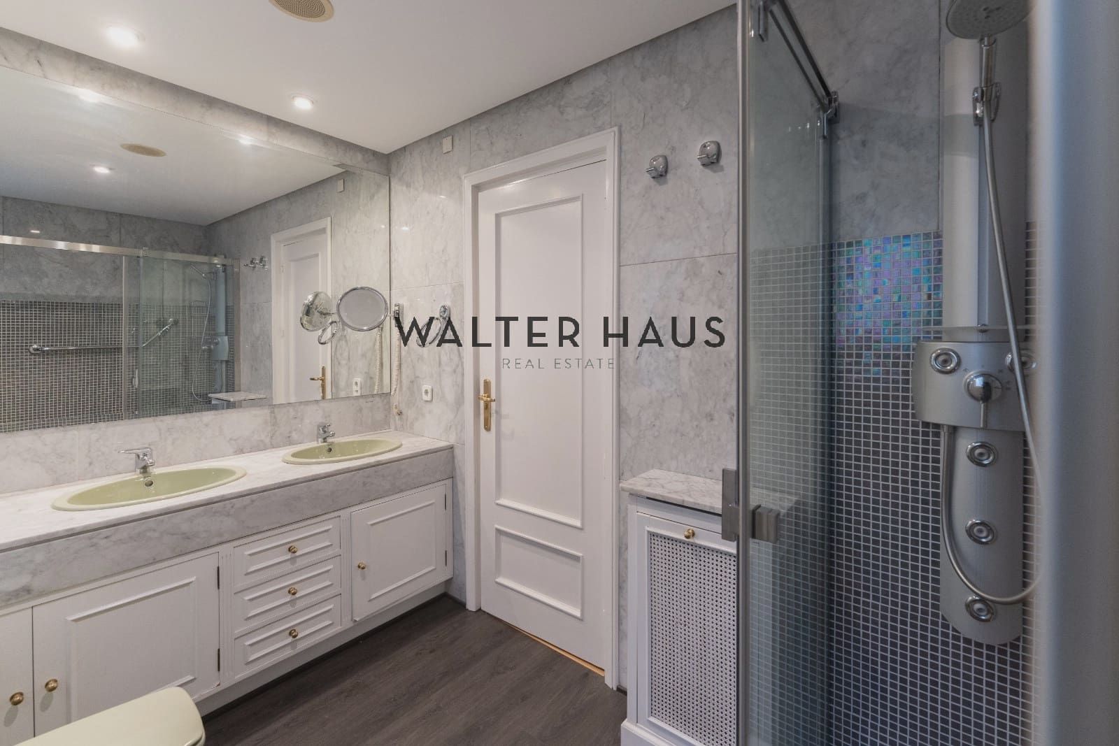5 slaapkamer Flat te koop in Madrid stad - € 2.350.000 (Ref: 10035651)