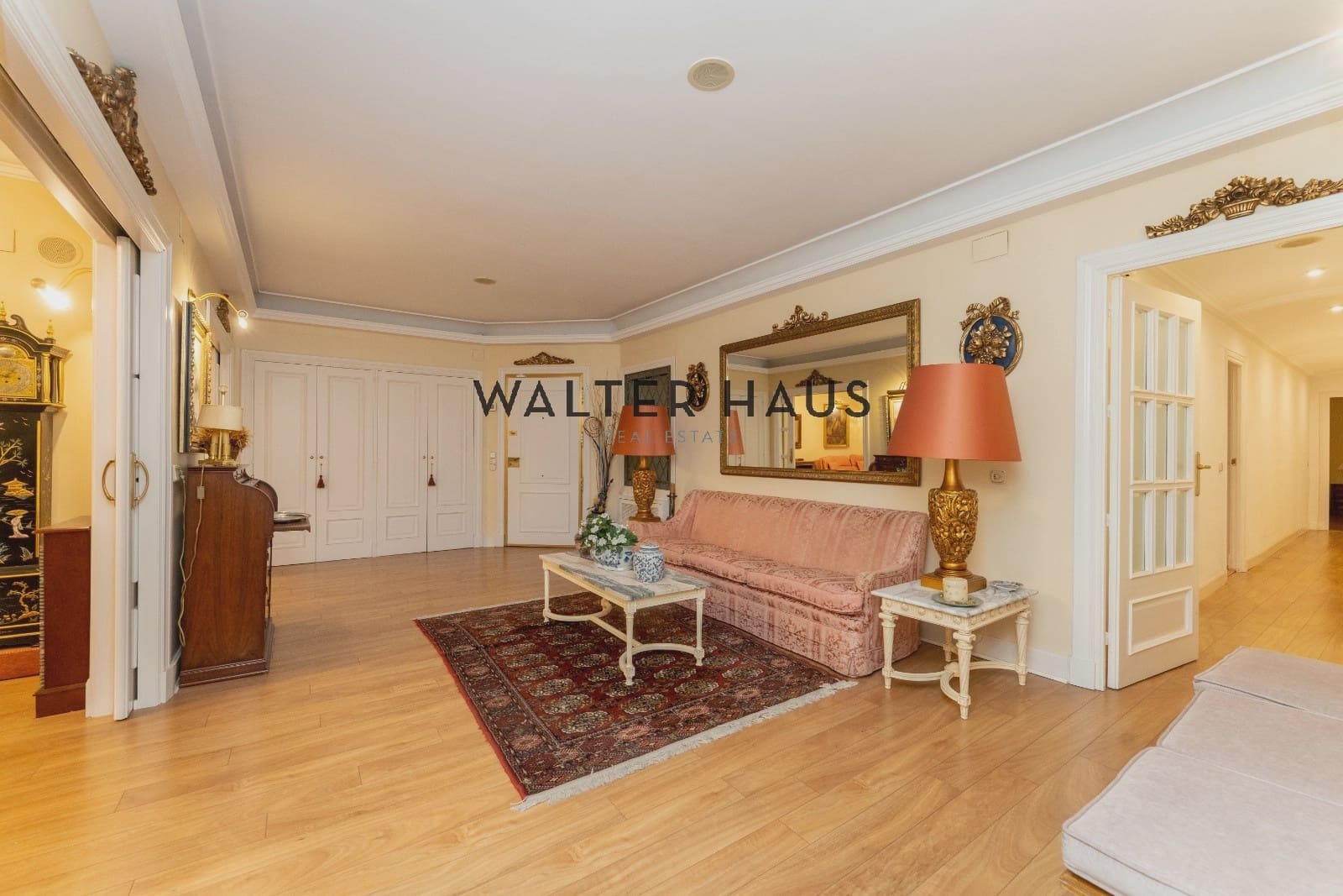 5 slaapkamer Flat te koop in Madrid stad - € 2.350.000 (Ref: 10035651)