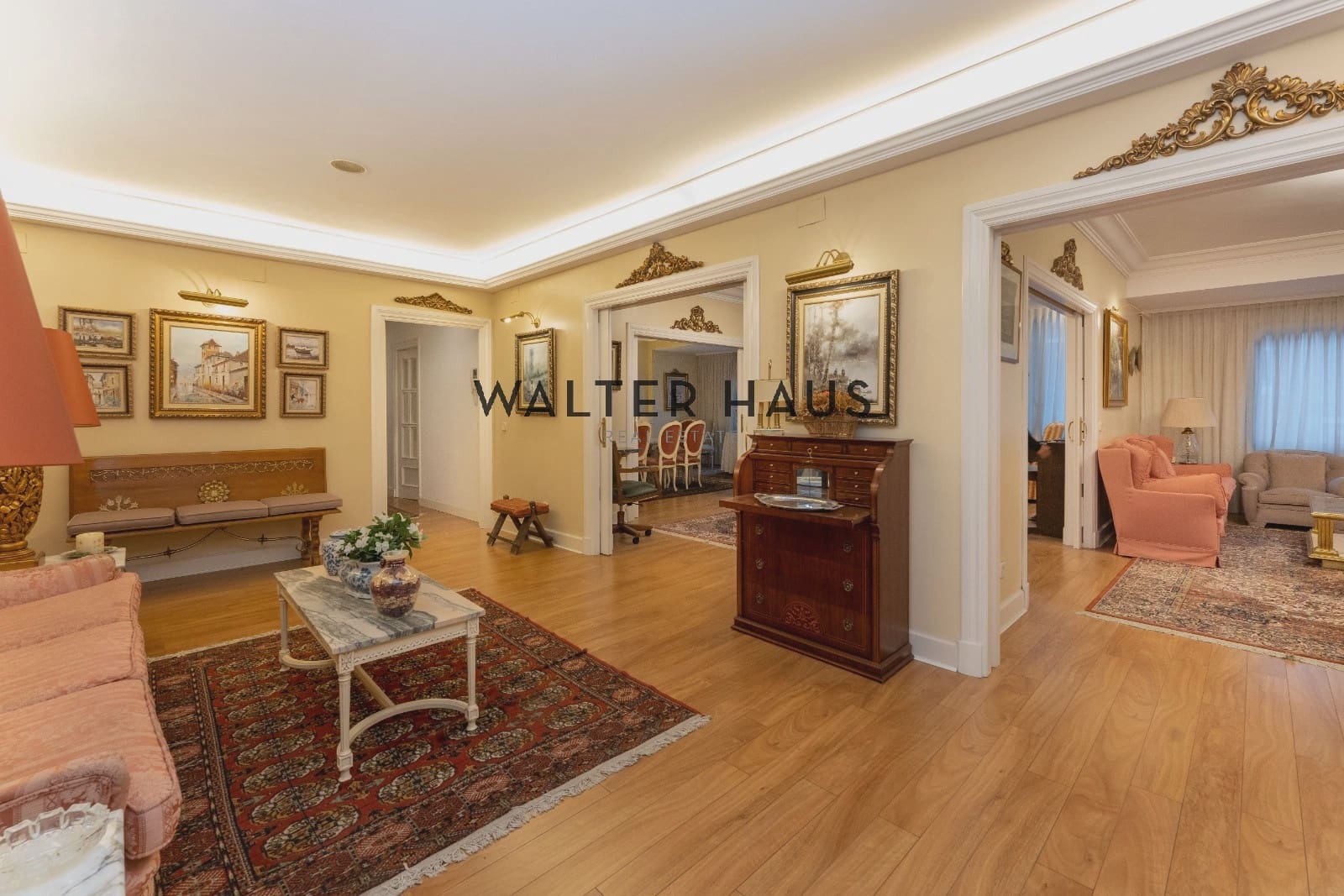5 slaapkamer Flat te koop in Madrid stad - € 2.350.000 (Ref: 10035651)