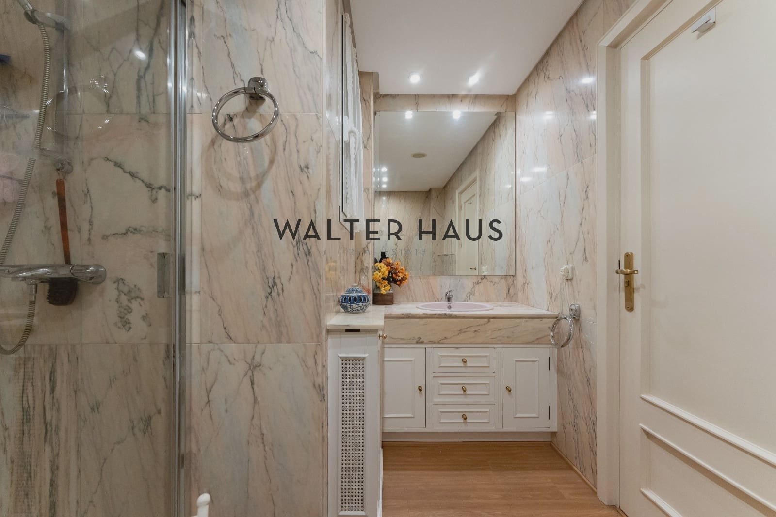 5 slaapkamer Flat te koop in Madrid stad - € 2.350.000 (Ref: 10035651)