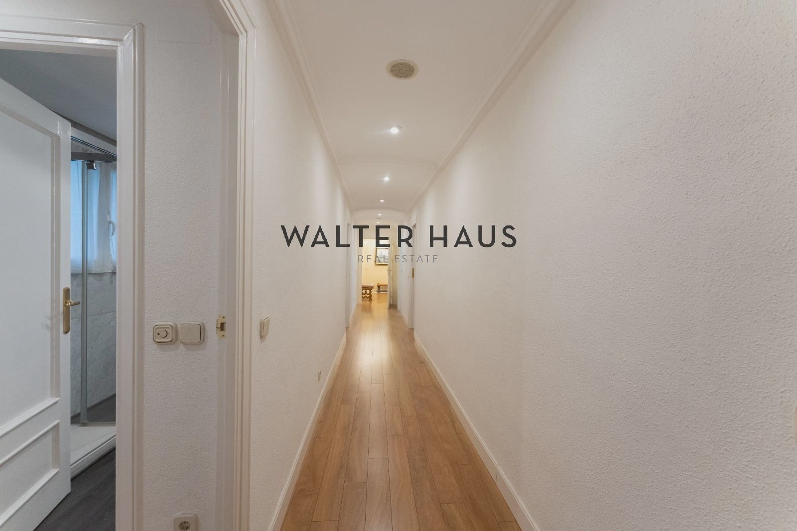 5 slaapkamer Flat te koop in Madrid stad - € 2.350.000 (Ref: 10035651)