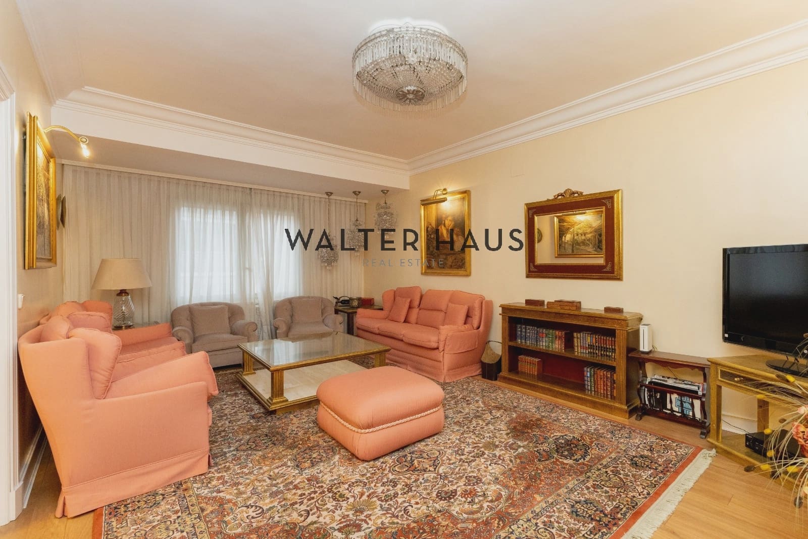 5 slaapkamer Flat te koop in Madrid stad - € 2.350.000 (Ref: 10035651)