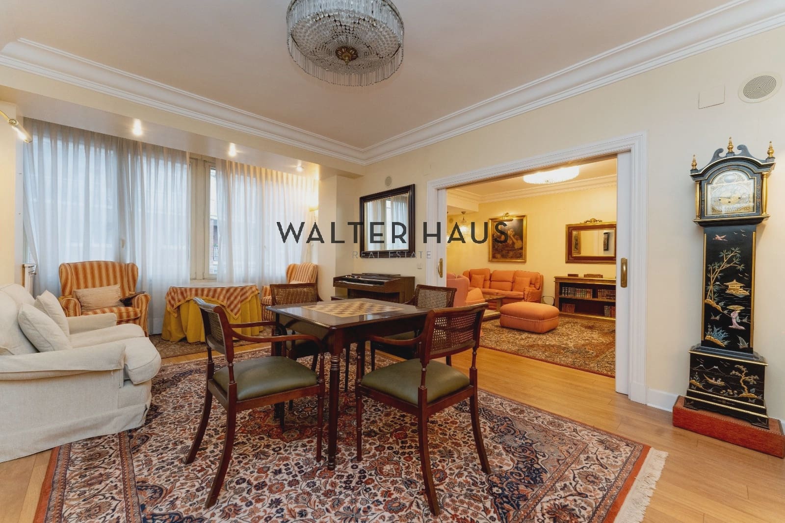5 slaapkamer Flat te koop in Madrid stad - € 2.350.000 (Ref: 10035651)