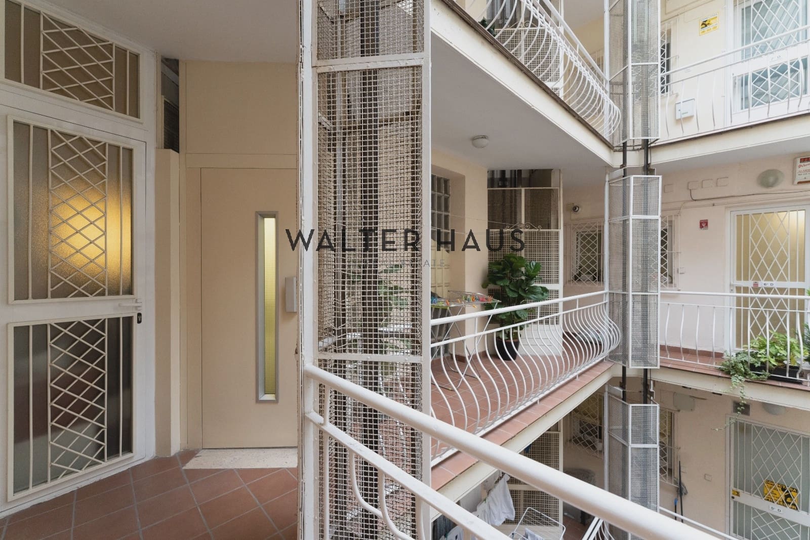 5 slaapkamer Flat te koop in Madrid stad - € 2.350.000 (Ref: 10035651)