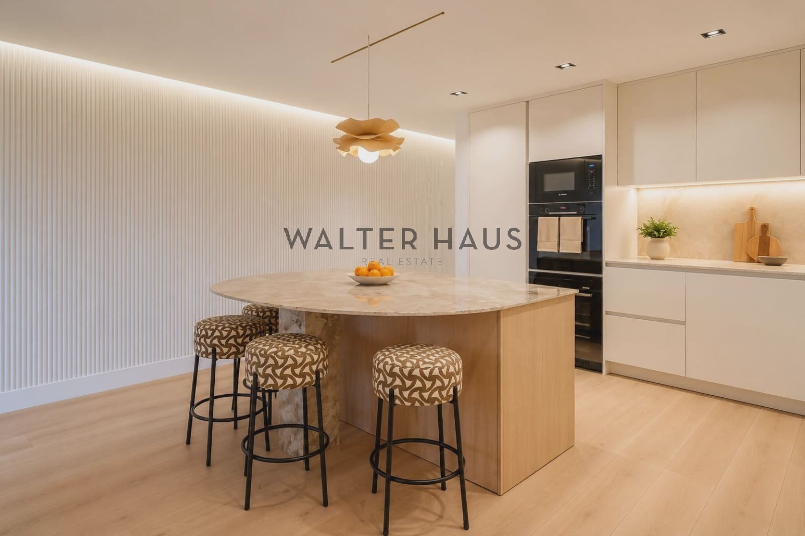 3 slaapkamer Flat te koop in Madrid stad - € 2.600.000 (Ref: 10045495)