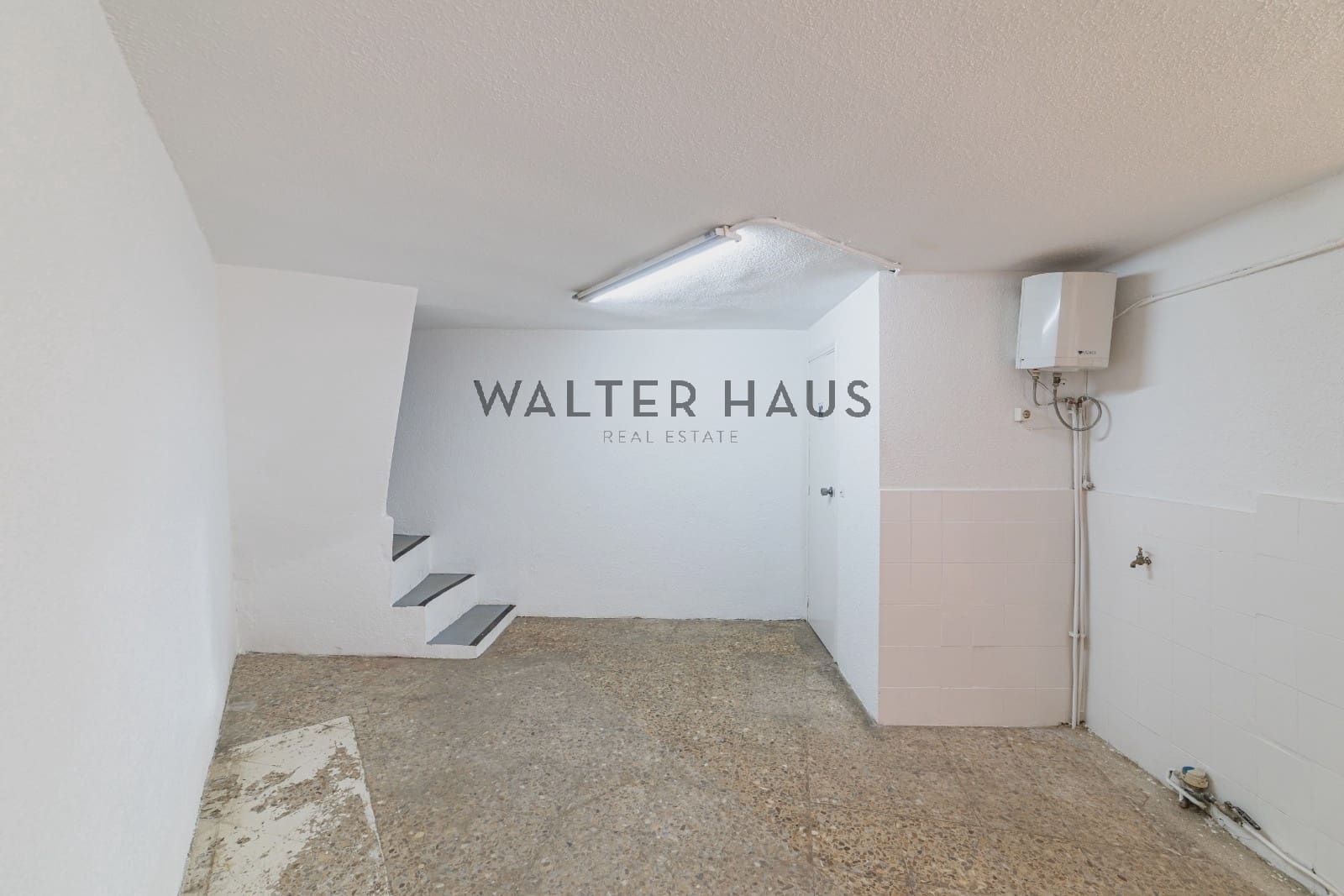 Local Comercial de 2 habitaciones en Madrid ciudad en venta - 585.000 € (Ref: 10046227)