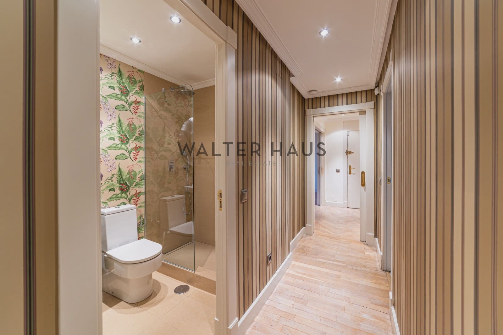 4 bedroom Flat for rent in Madrid city with pool garage - € 4,900 (Ref: 10046228)