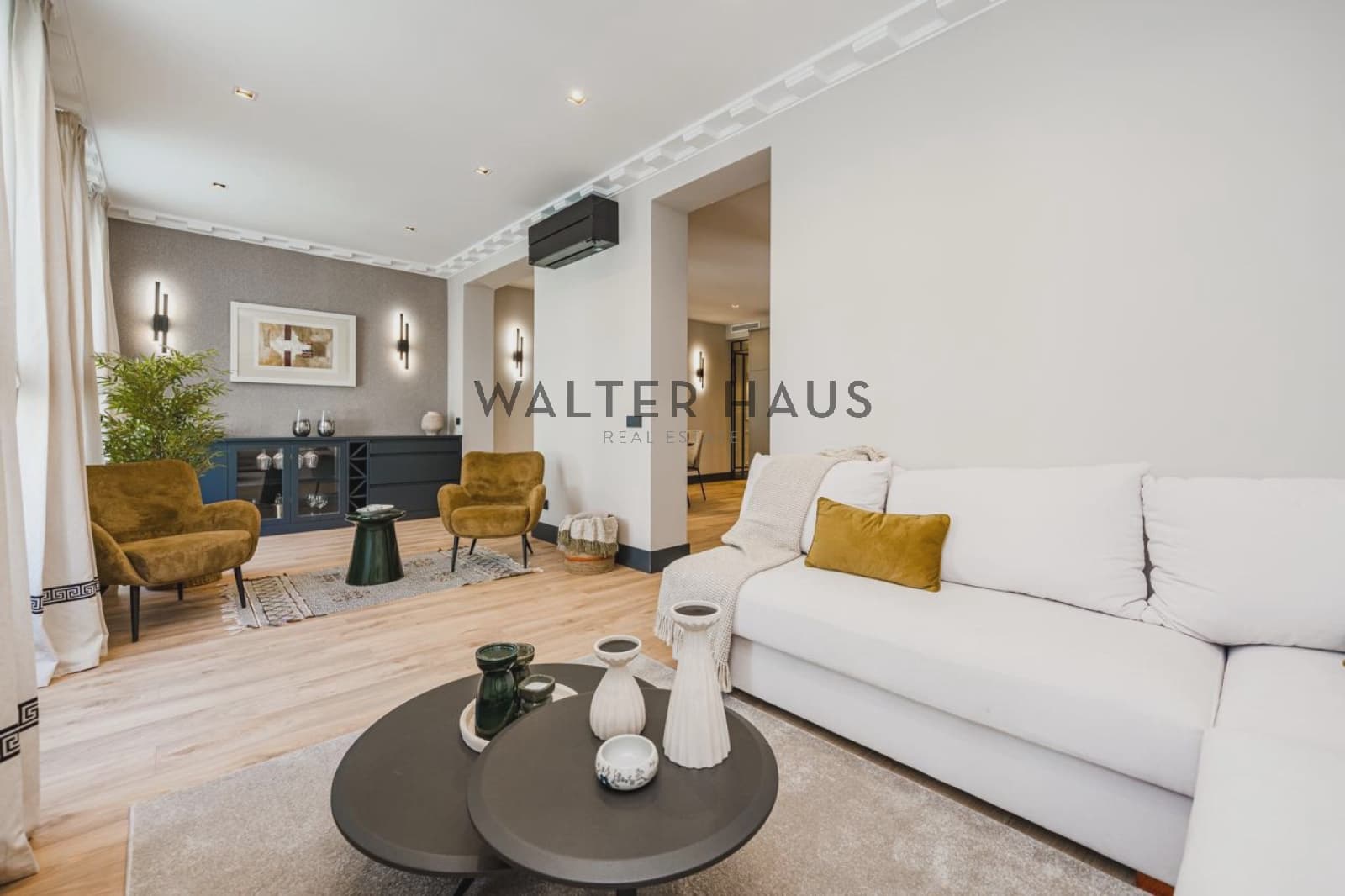 3 soveværelse Lejlighed til salg i Madrid by - € 2.100.000 (Ref: 10054441)
