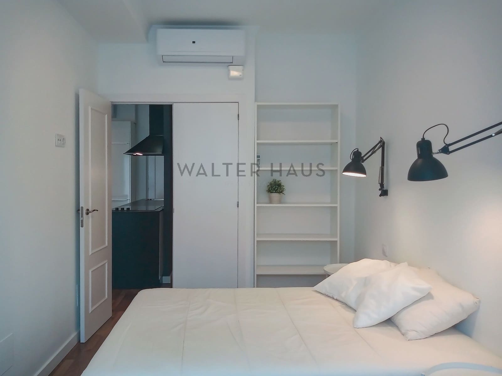 2 quarto Apartamento para arrendar em Barcelona cidade - 1 261 € (Ref: 10059495)