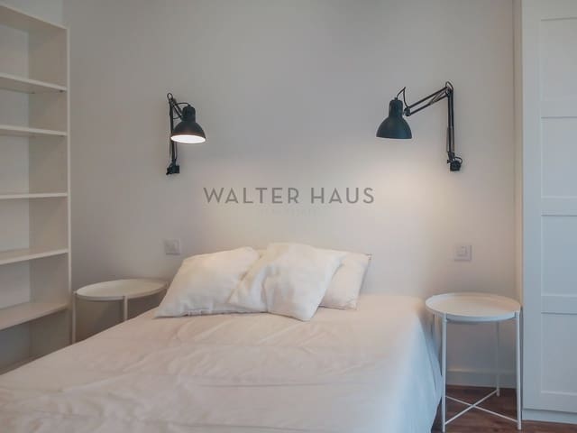 2 quarto Apartamento para arrendar em La Sagrada Família, Barcelona cidade - 1 261 € (Ref: 10059495)