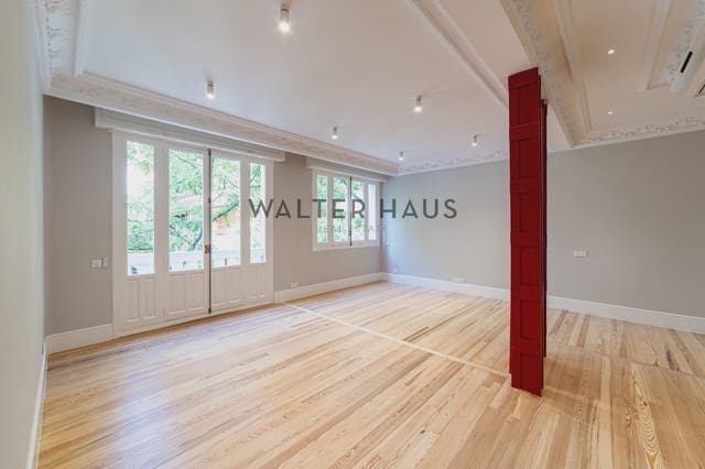 Piso de 3 habitaciones en Almagro, Madrid ciudad en alquiler - 4.200 € (Ref: 10060682)