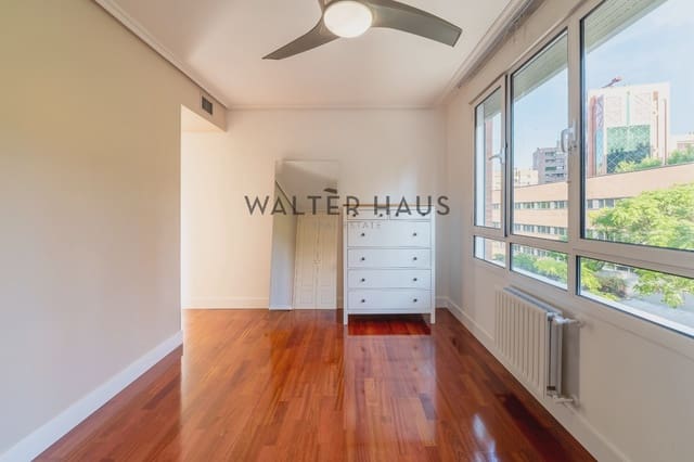 4 sypialnia Mieszkanie do wynajęcia w Costillares, Miasto Madryt z basenem - 3 000 € (Ref: 10062669)