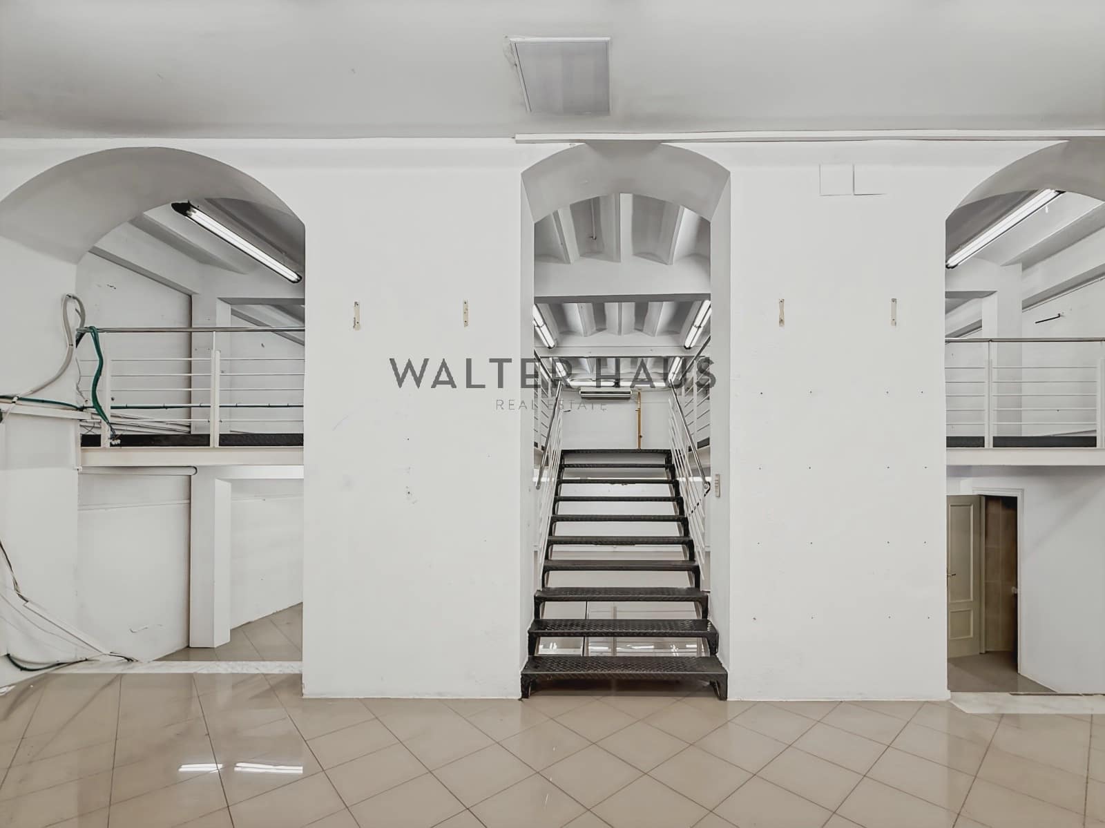 Comercial para arrendar em Barcelona cidade - 4 500 € (Ref: 10076845)