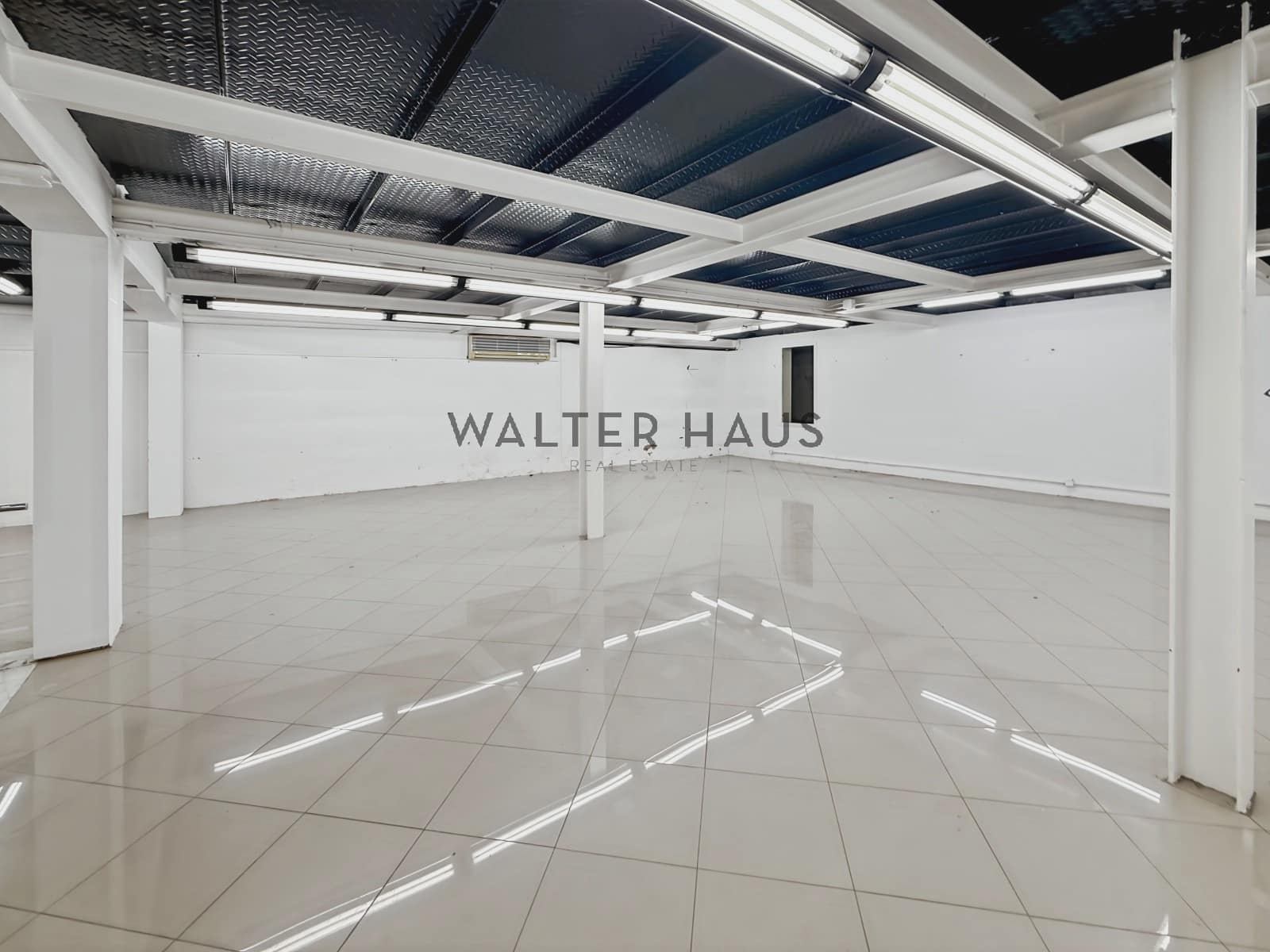 Comercial para arrendar em Barcelona cidade - 4 500 € (Ref: 10076845)