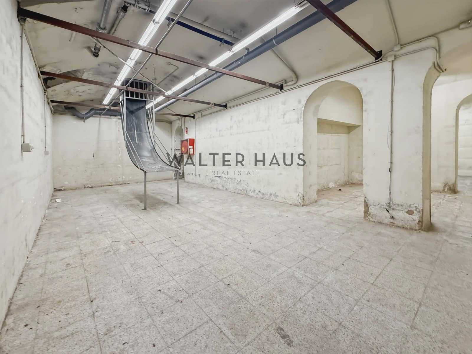 Comercial para arrendar em Barcelona cidade - 4 500 € (Ref: 10076845)