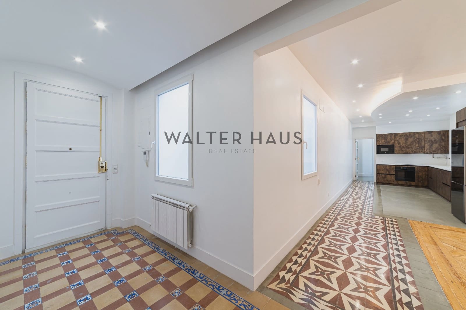 3 soveværelse Lejlighed til leje i Madrid by - € 3.600 (Ref: 10086917)