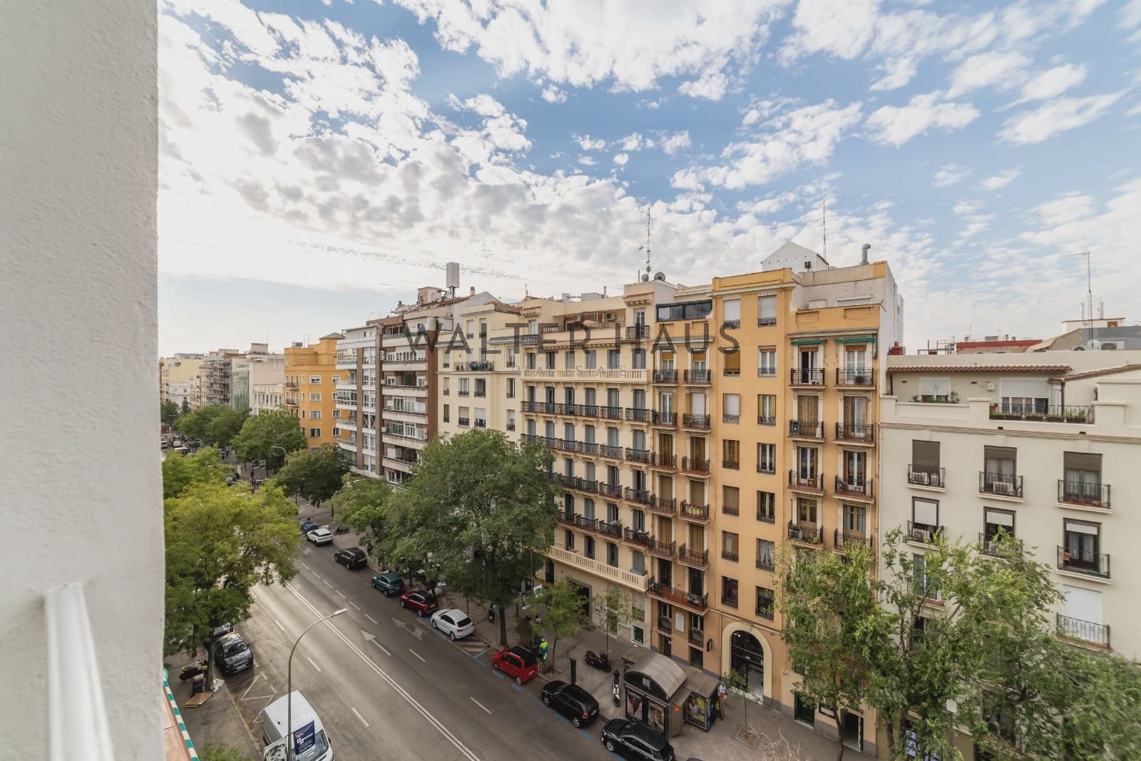 3 soveværelse Lejlighed til leje i Madrid by - € 3.600 (Ref: 10086917)
