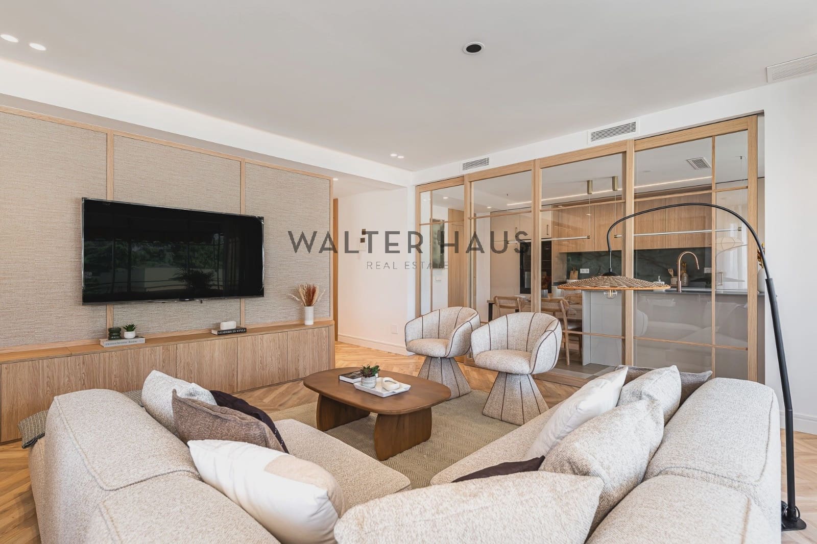 Piso de 4 habitaciones en Madrid ciudad en venta con piscina garaje - 1.399.000 € (Ref: 10093767)