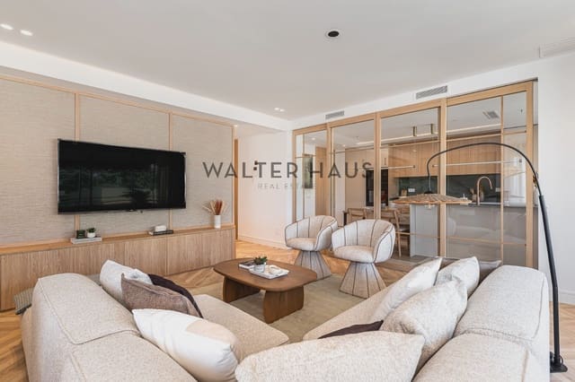4 sovrum Lägenhet till salu i Ciudad Universitaria, Madrid stad med pool garage - 1 399 000 € (Ref: 10093767)