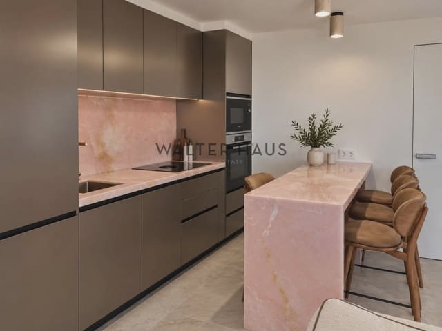 Piso de 2 habitaciones en Platja d'Aro, Castell-Platja d'Aro en venta con garaje - 380.000 € (Ref: 10093833)