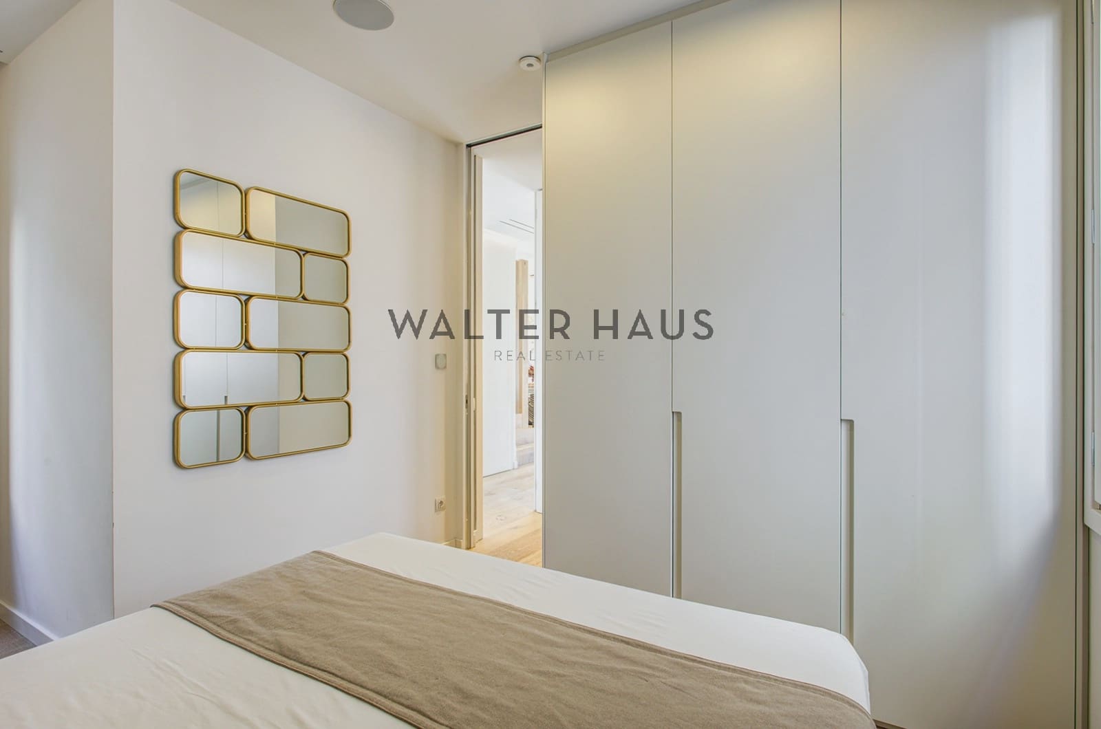 3 bedroom Penthouse for sale in Barcelona city - € 1,850,000 (Ref: 10095817)