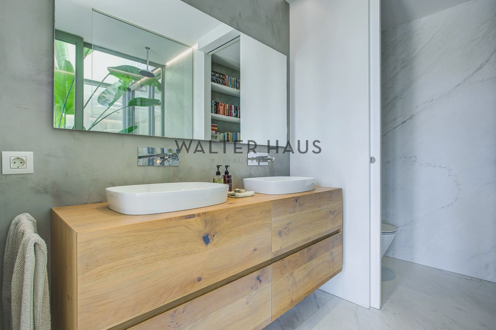 3 bedroom Penthouse for sale in Barcelona city - € 1,850,000 (Ref: 10095817)