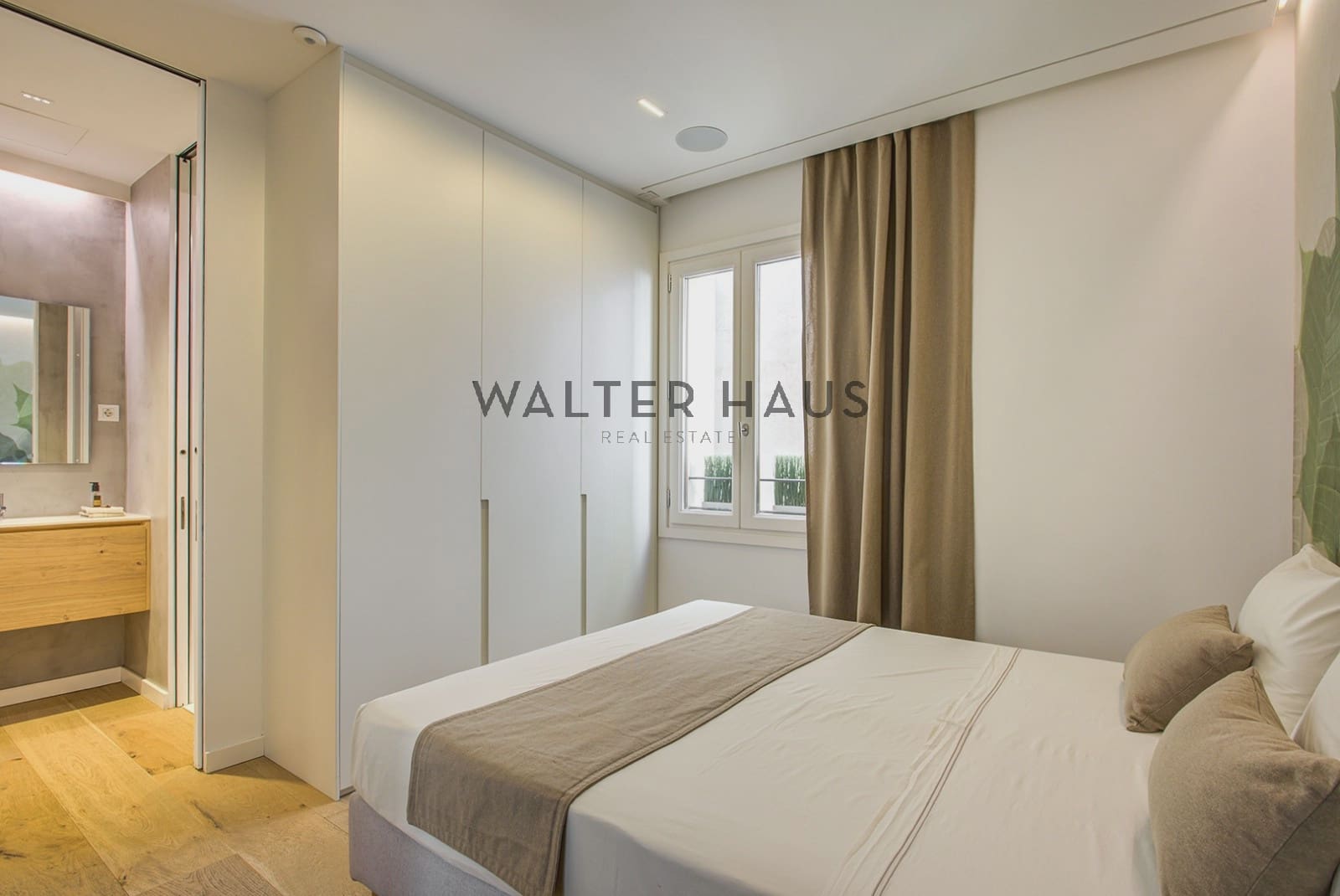 3 bedroom Penthouse for sale in Barcelona city - € 1,850,000 (Ref: 10095817)