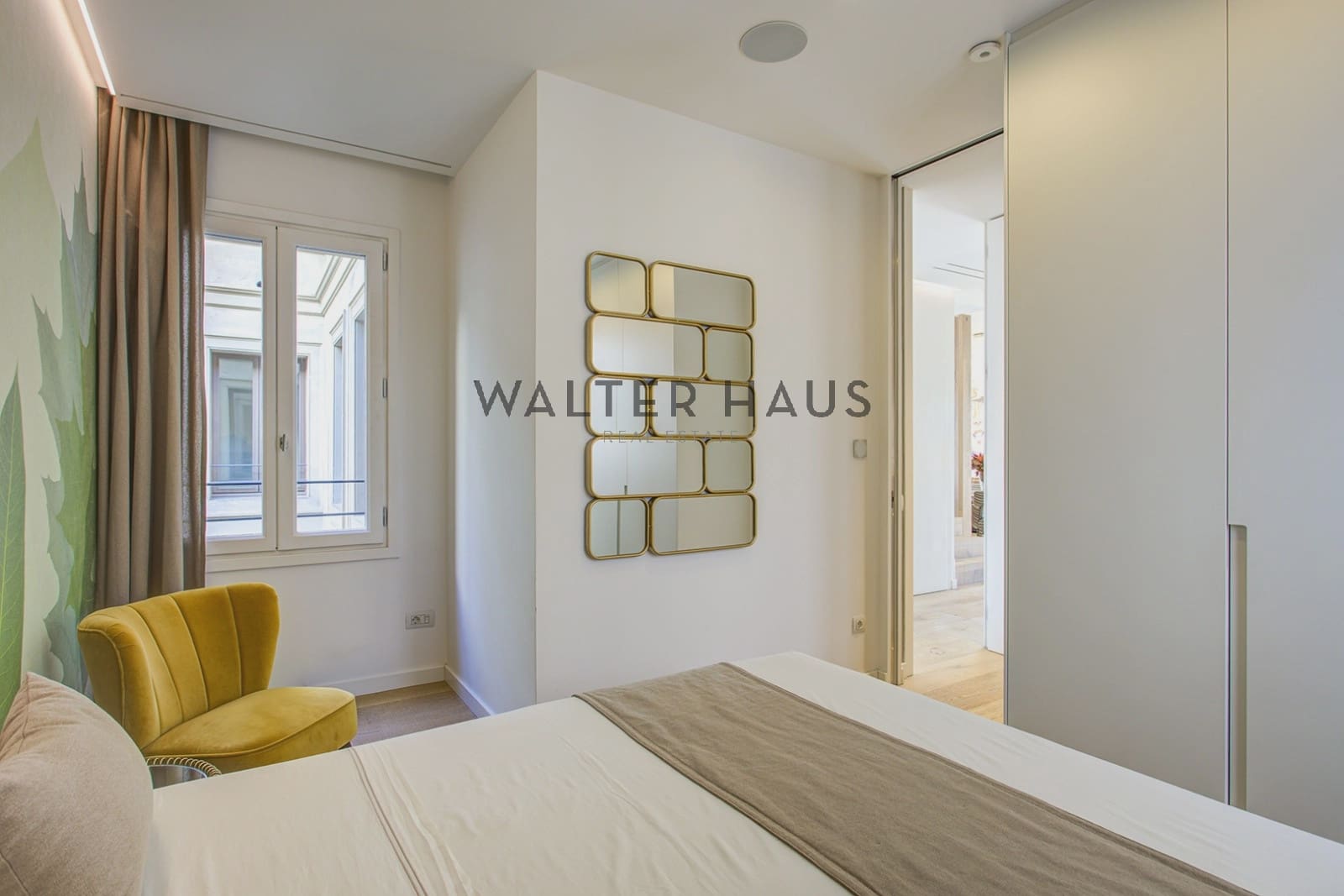 3 bedroom Penthouse for sale in Barcelona city - € 1,850,000 (Ref: 10095817)