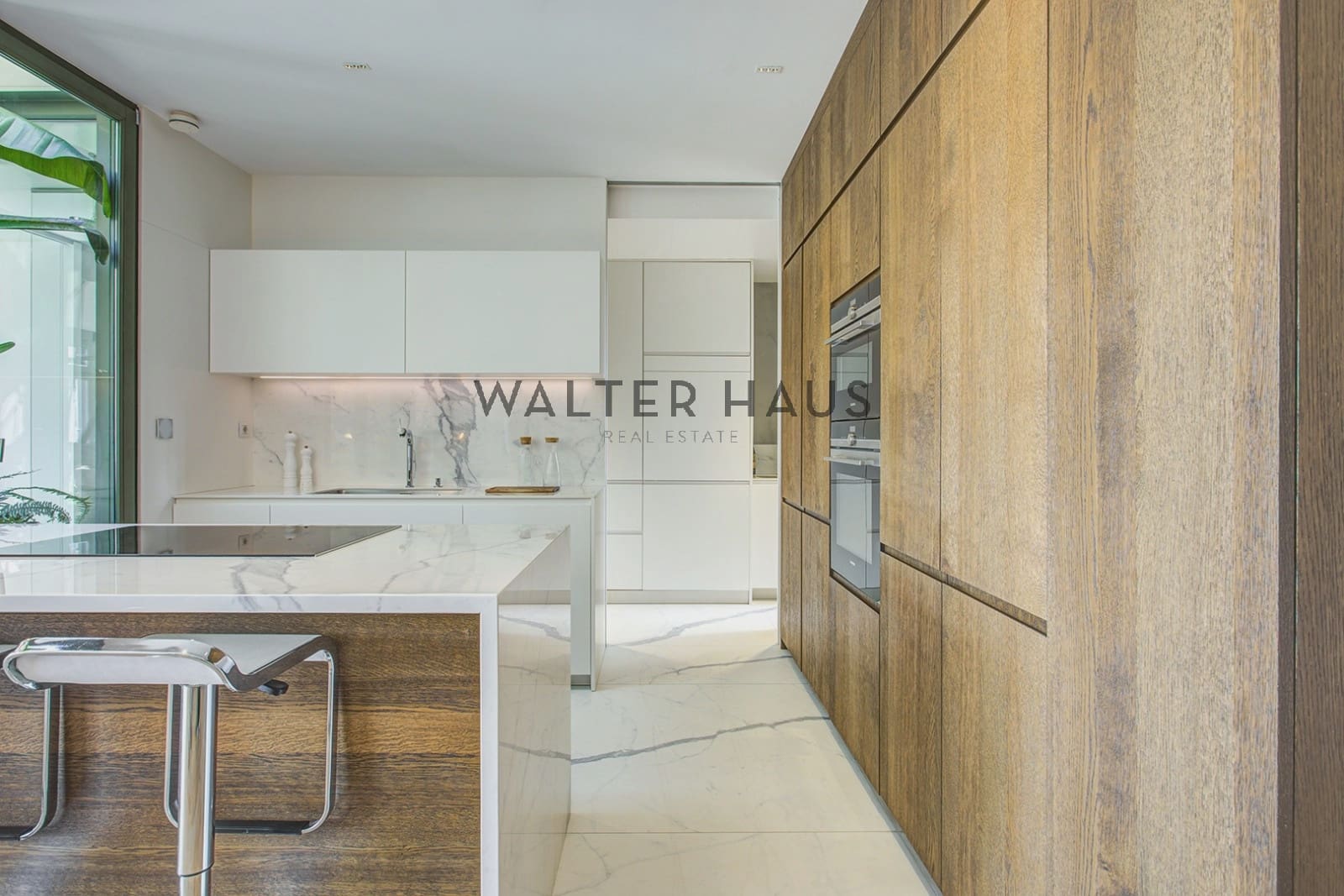 3 bedroom Penthouse for sale in Barcelona city - € 1,850,000 (Ref: 10095817)