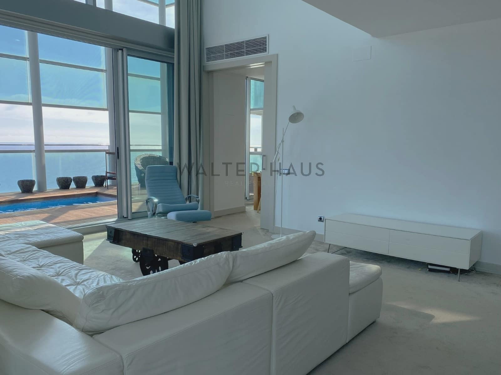 3 sovrum Takvåning att hyra i Barcelona stad med pool garage - 8 500 € (Ref: 10099430)