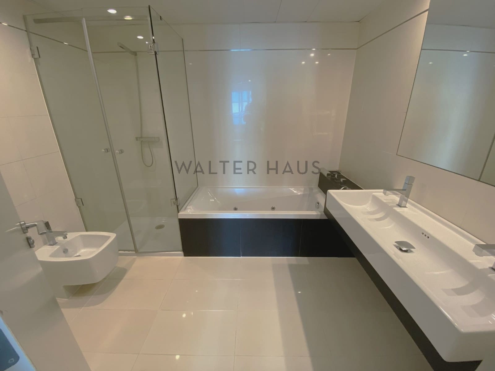 3 sovrum Takvåning att hyra i Barcelona stad med pool garage - 8 500 € (Ref: 10099430)