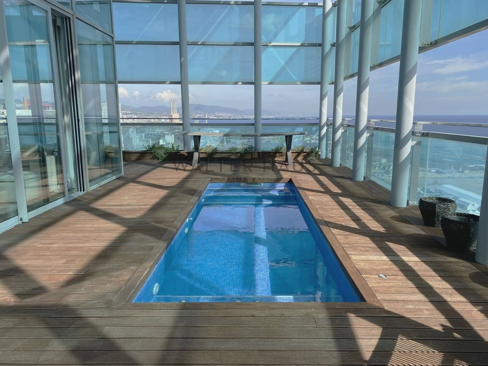 3 sovrum Takvåning att hyra i Barcelona stad med pool garage - 8 500 € (Ref: 10099430)