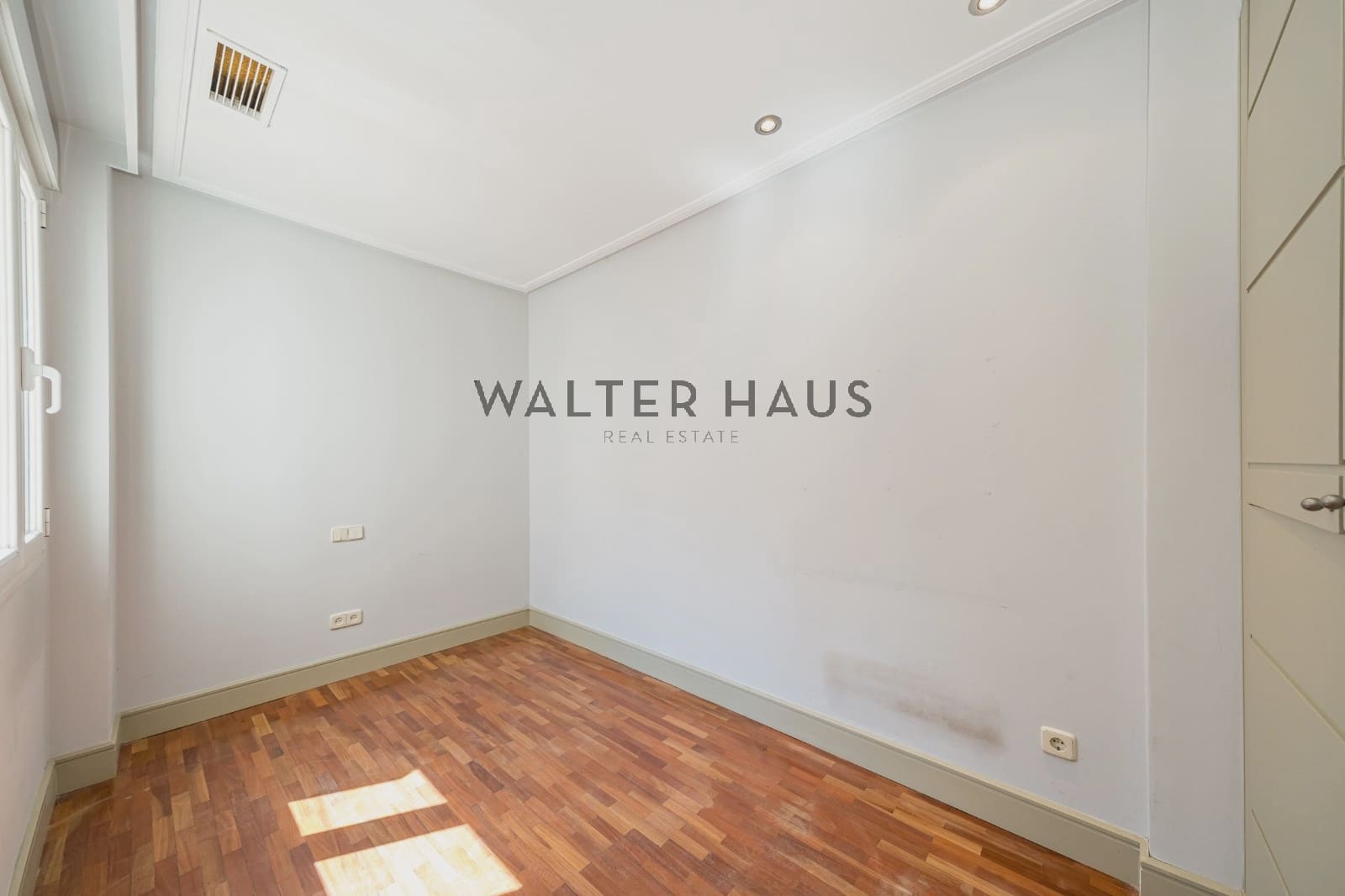 3 makuuhuone Kattohuoneisto myytävänä paikassa Madrid kaupunki - 1 398 500 € (Ref: 10100551)