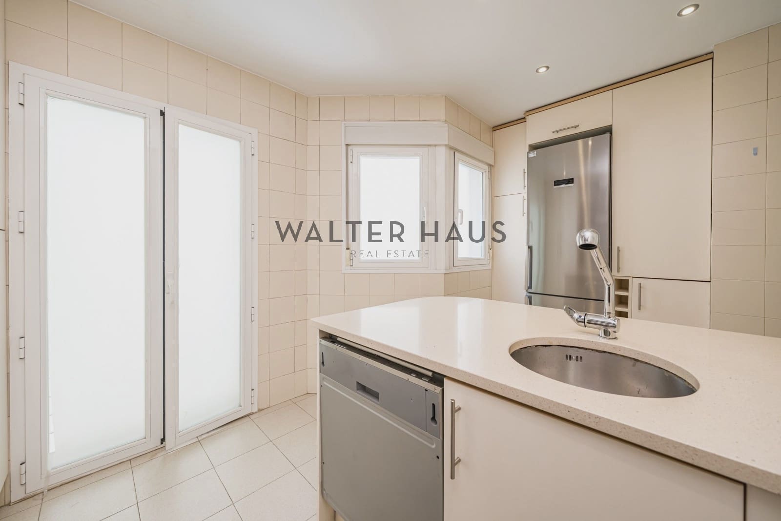 3 makuuhuone Kattohuoneisto myytävänä paikassa Madrid kaupunki - 1 398 500 € (Ref: 10100551)