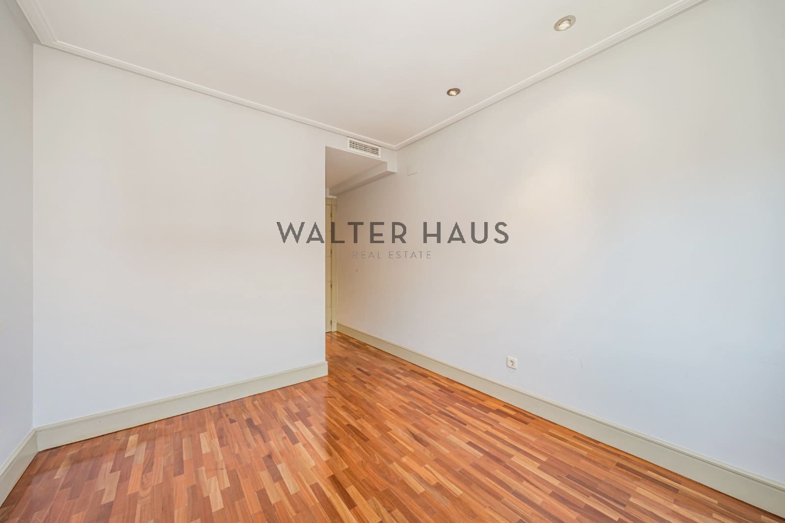 3 makuuhuone Kattohuoneisto myytävänä paikassa Madrid kaupunki - 1 398 500 € (Ref: 10100551)