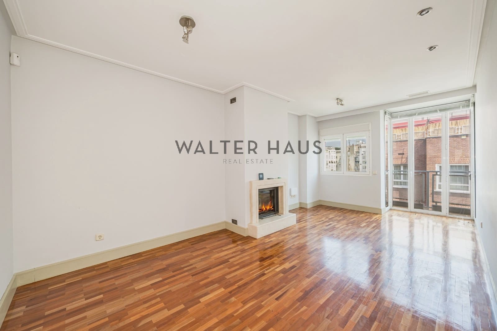 3 makuuhuone Kattohuoneisto myytävänä paikassa Madrid kaupunki - 1 398 500 € (Ref: 10100551)