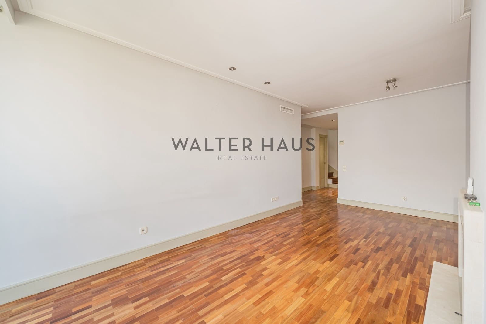 3 makuuhuone Kattohuoneisto myytävänä paikassa Madrid kaupunki - 1 398 500 € (Ref: 10100551)